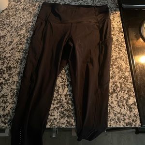 Cropped lululemon fast and free.